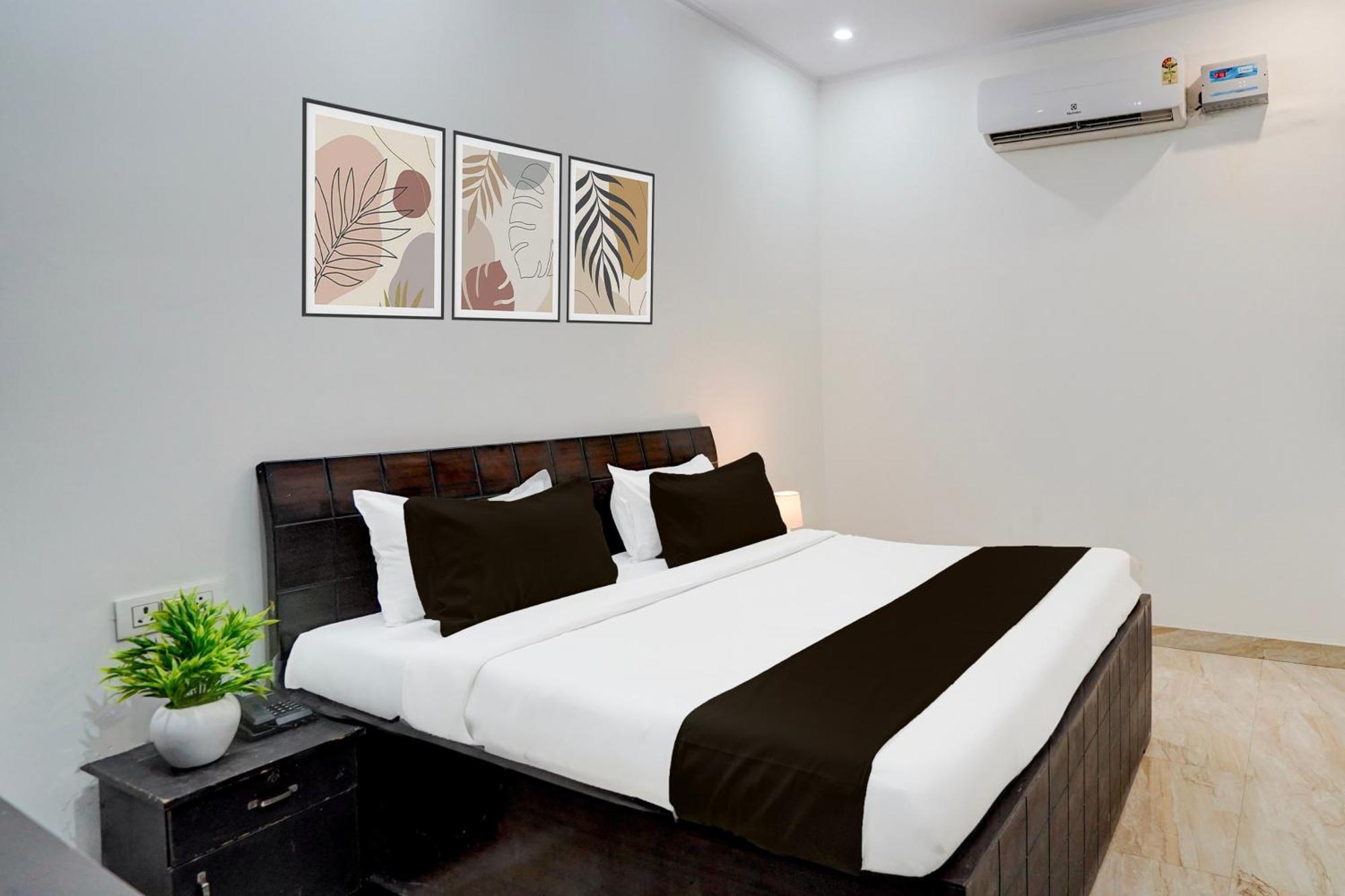 Super Townhouse Sector 53 Golf Course Road Appartement Gurgaon Buitenkant foto